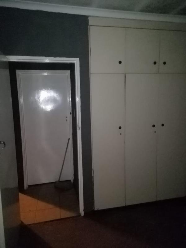 3 Bedroom Property for Sale in Protea North Gauteng