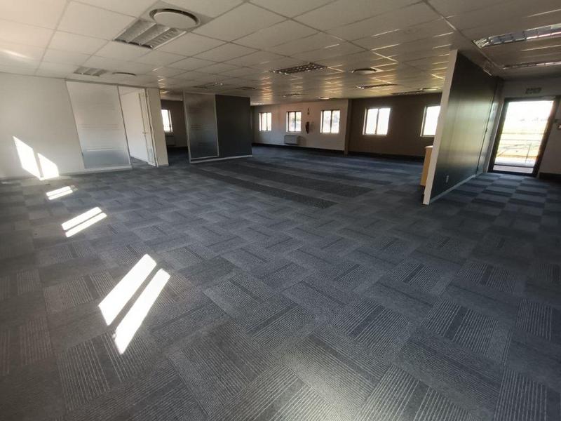 To Let commercial Property for Rent in Constantia Kloof Gauteng