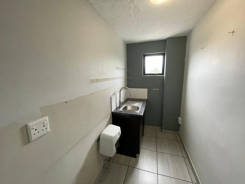 To Let commercial Property for Rent in Hennops Park Industrial Gauteng