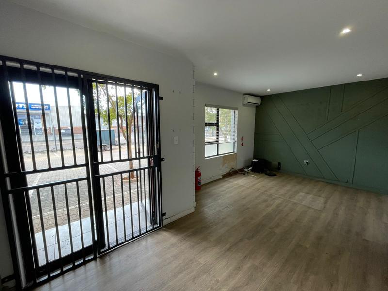 To Let commercial Property for Rent in Hennops Park Industrial Gauteng