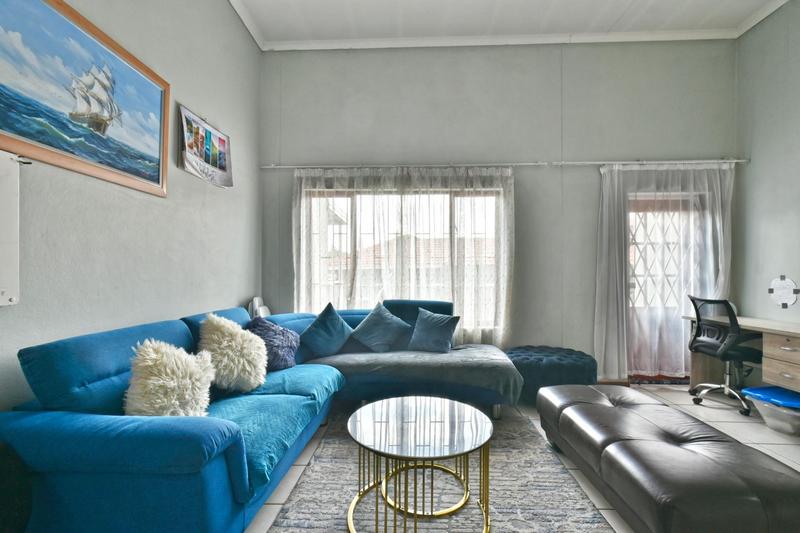 2 Bedroom Property for Sale in Winchester Hills Gauteng