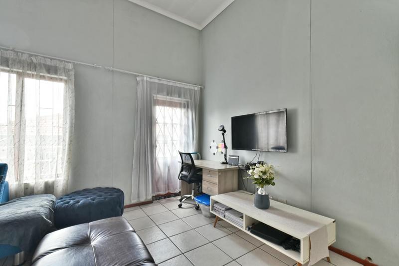 2 Bedroom Property for Sale in Winchester Hills Gauteng