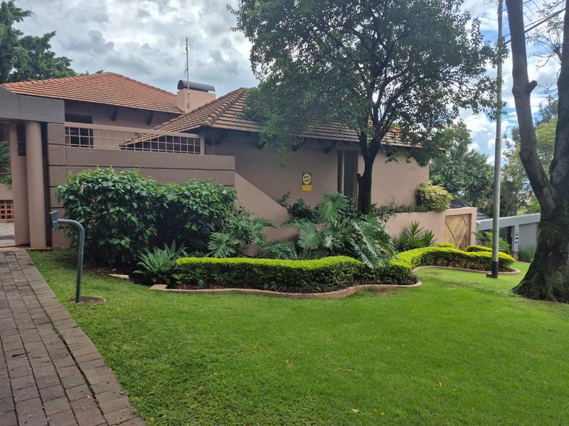 To Let 6 Bedroom Property for Rent in Muckleneuk Gauteng