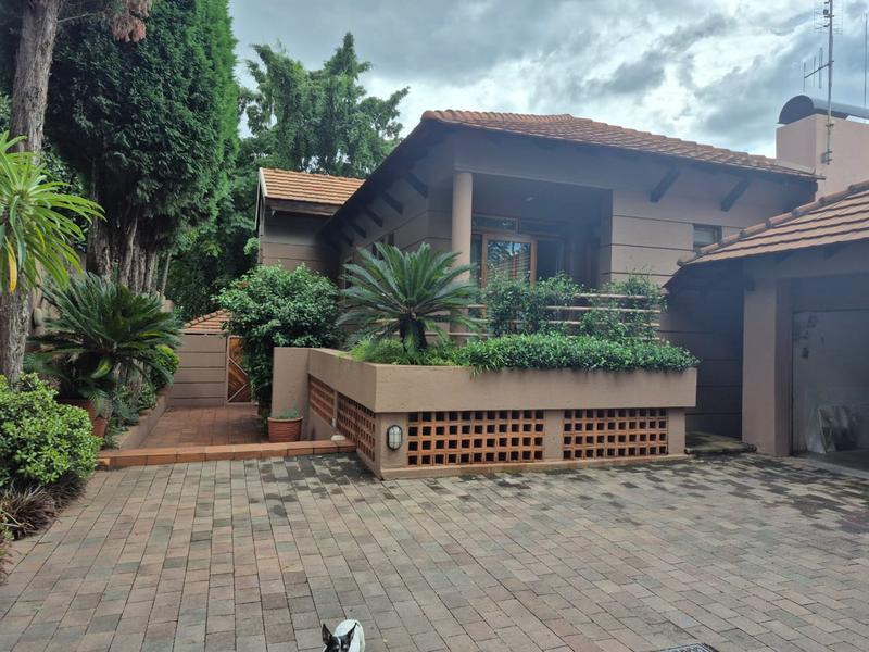To Let 6 Bedroom Property for Rent in Muckleneuk Gauteng