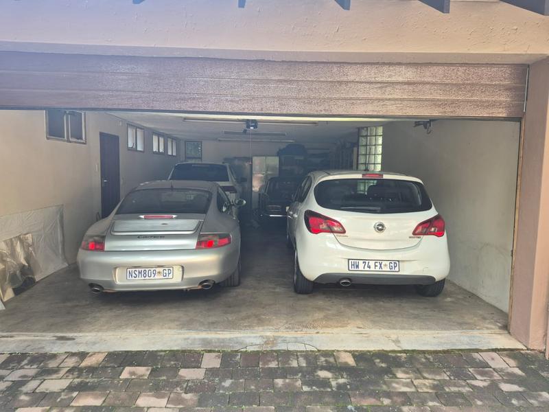 To Let 6 Bedroom Property for Rent in Muckleneuk Gauteng