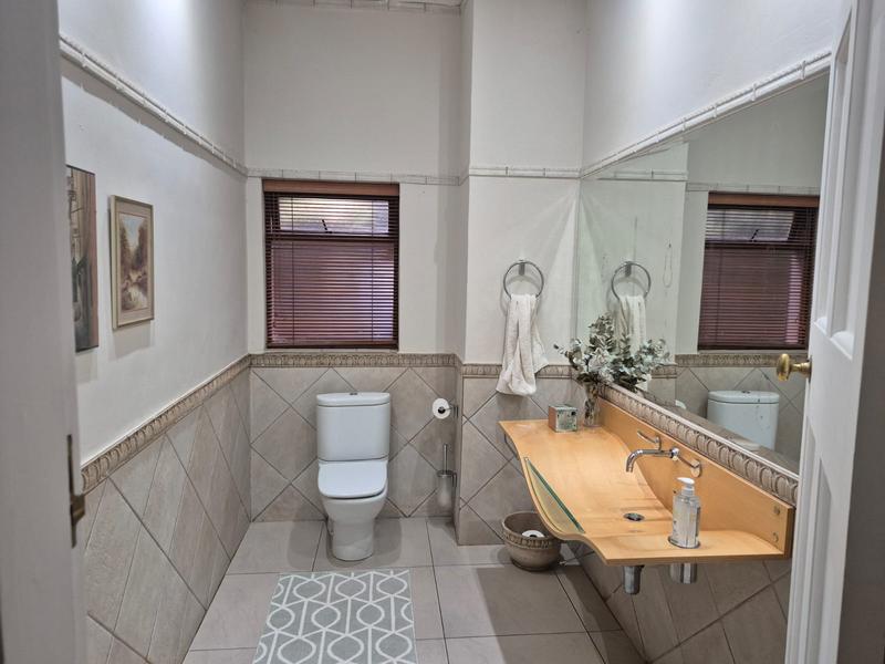 To Let 6 Bedroom Property for Rent in Muckleneuk Gauteng