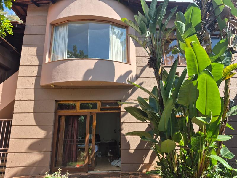 To Let 6 Bedroom Property for Rent in Muckleneuk Gauteng