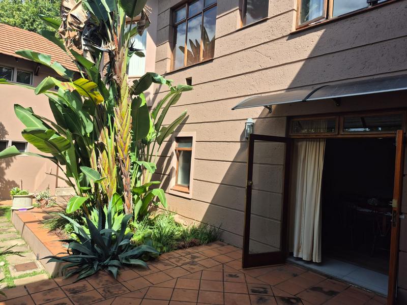 To Let 6 Bedroom Property for Rent in Muckleneuk Gauteng
