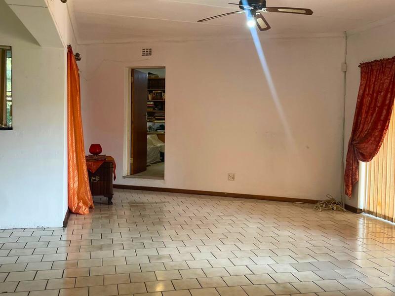 5 Bedroom Property for Sale in Birchleigh Gauteng