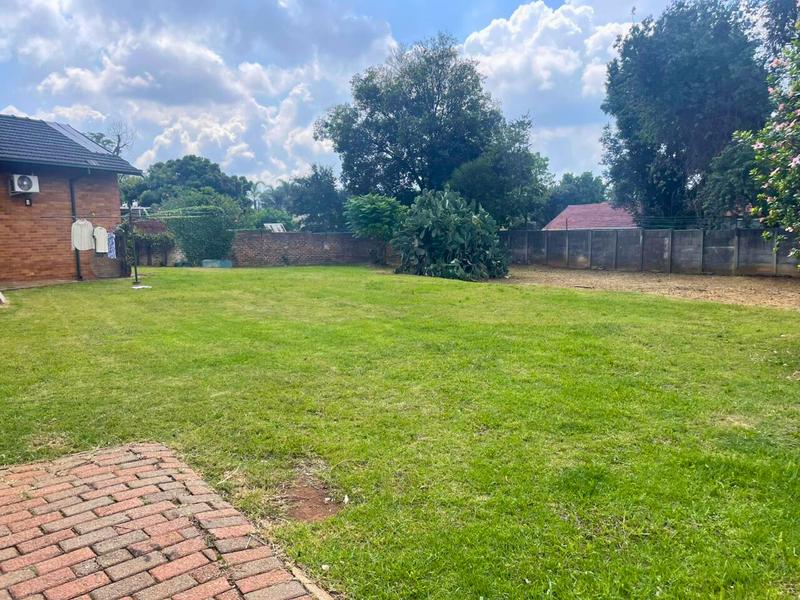 5 Bedroom Property for Sale in Birchleigh Gauteng