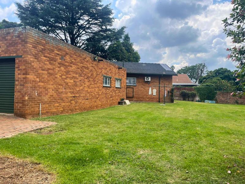 5 Bedroom Property for Sale in Birchleigh Gauteng