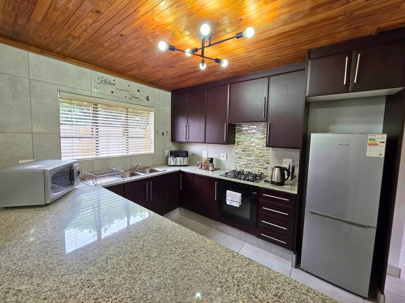 2 Bedroom Property for Sale in Glen Marais Gauteng