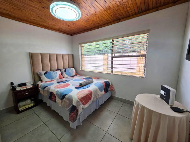 2 Bedroom Property for Sale in Glen Marais Gauteng