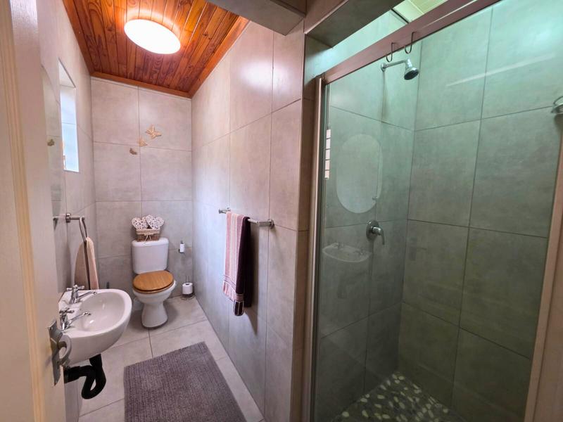 2 Bedroom Property for Sale in Glen Marais Gauteng