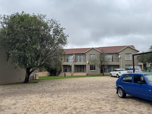 1 Bedroom Property for Sale in Willowbrook Gauteng