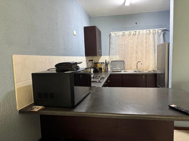1 Bedroom Property for Sale in Willowbrook Gauteng