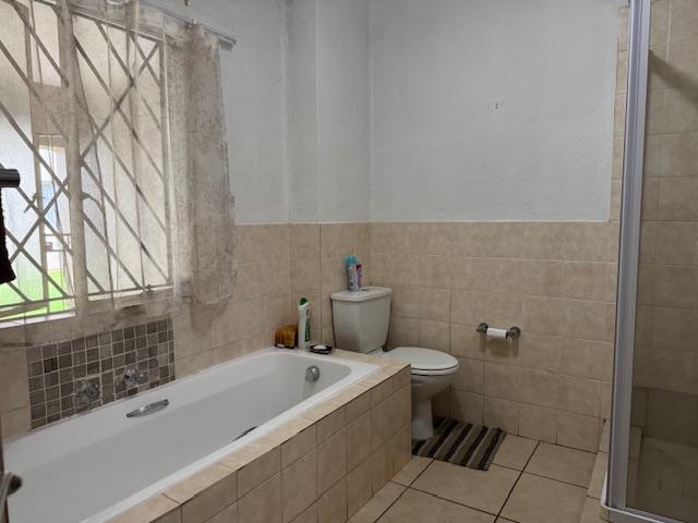 1 Bedroom Property for Sale in Willowbrook Gauteng