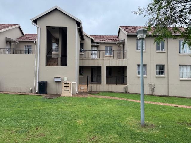 1 Bedroom Property for Sale in Willowbrook Gauteng