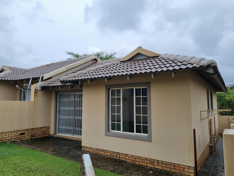 2 Bedroom Property for Sale in Ruimsig Gauteng