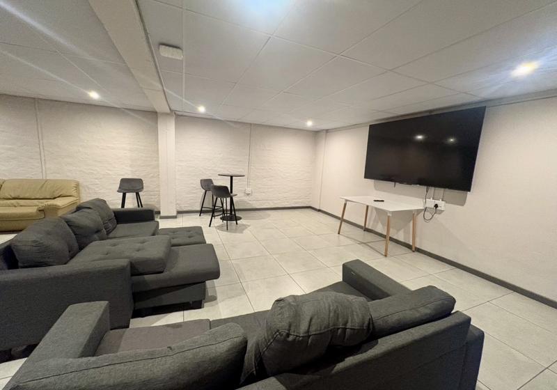 To Let 2 Bedroom Property for Rent in Illovo Gauteng