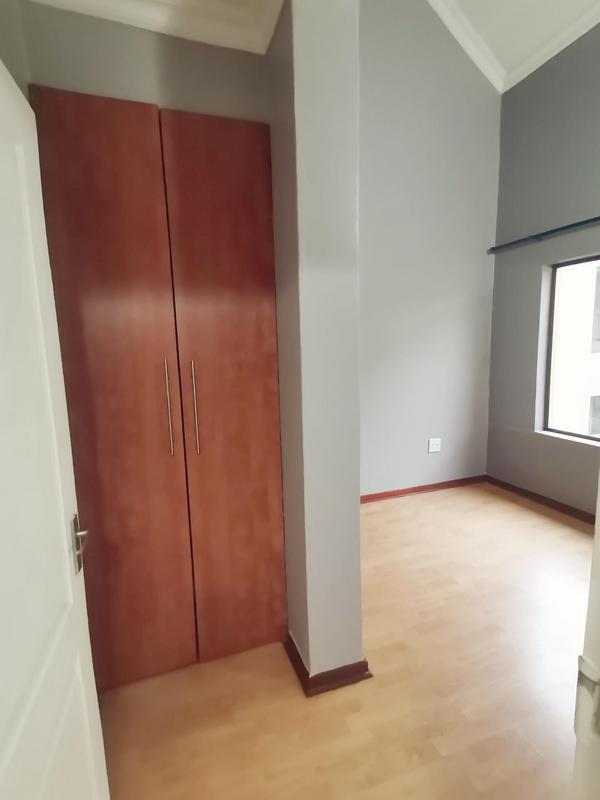To Let 2 Bedroom Property for Rent in Eastleigh Ridge Gauteng