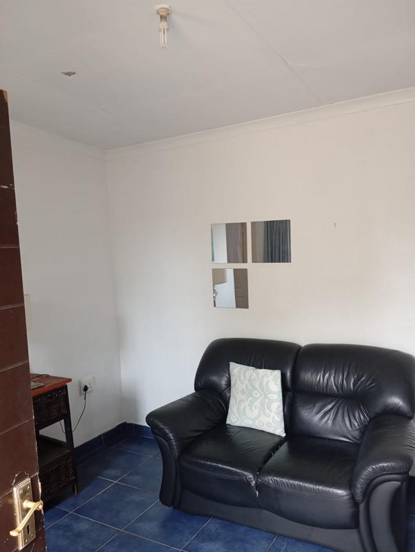 To Let 1 Bedroom Property for Rent in Marlands Gauteng