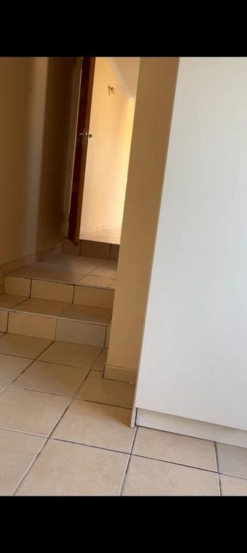 To Let 1 Bedroom Property for Rent in Symhurst Gauteng