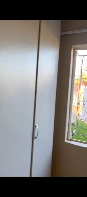 To Let 1 Bedroom Property for Rent in Symhurst Gauteng