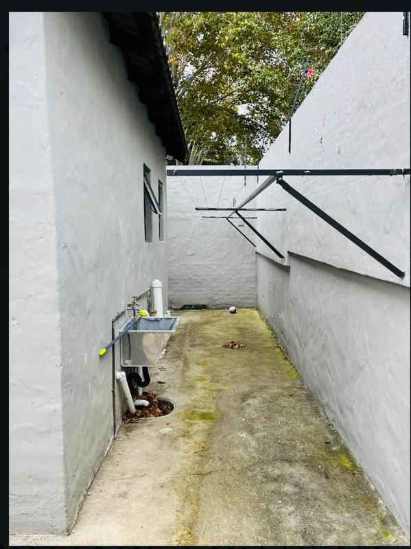 To Let 1 Bedroom Property for Rent in Parkwood Gauteng