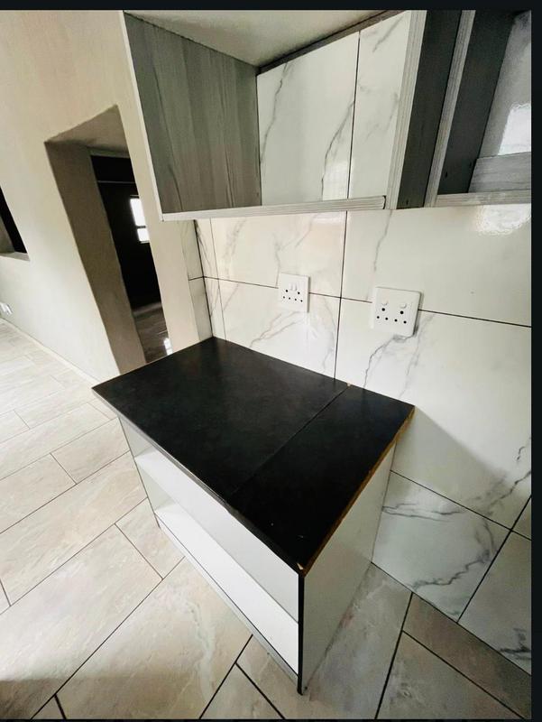 To Let 1 Bedroom Property for Rent in Parkwood Gauteng