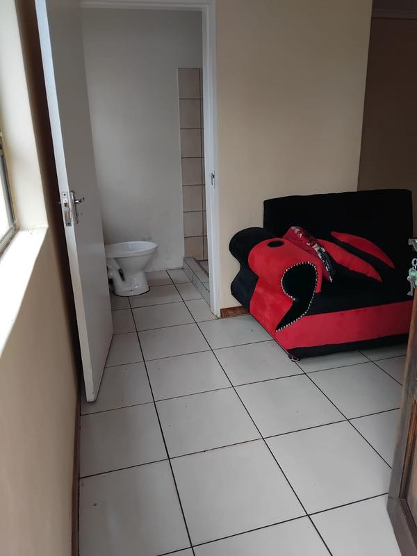 1 Bedroom Property for Sale in Vosloorus Ext 3 Gauteng