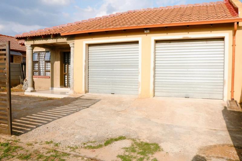 2 Bedroom Property for Sale in Alveda Park Gauteng