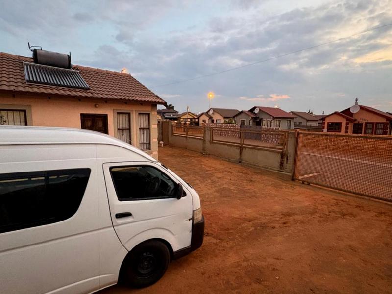 3 Bedroom Property for Sale in Kagiso Gauteng