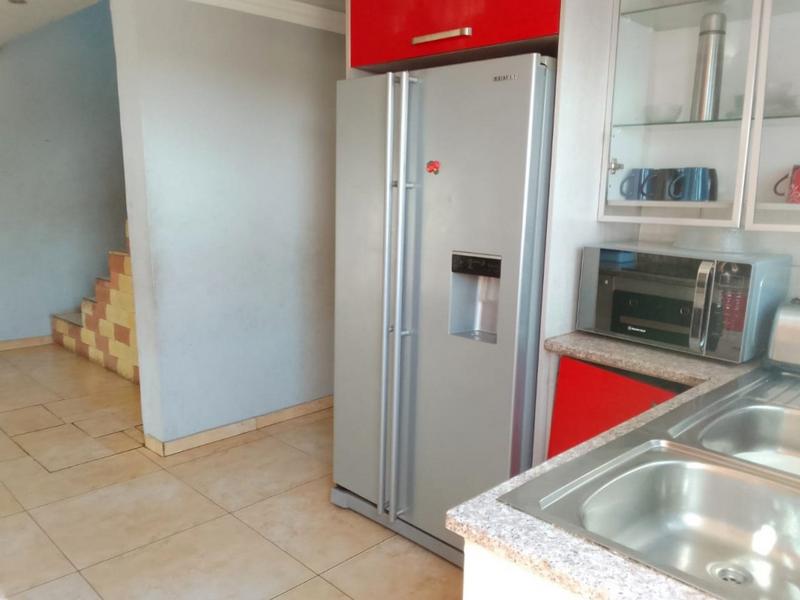 4 Bedroom Property for Sale in Meadowlands Gauteng