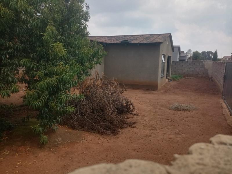 2 Bedroom Property for Sale in Siluma View Gauteng