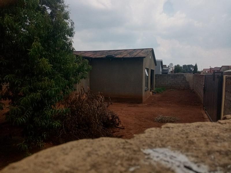 2 Bedroom Property for Sale in Siluma View Gauteng