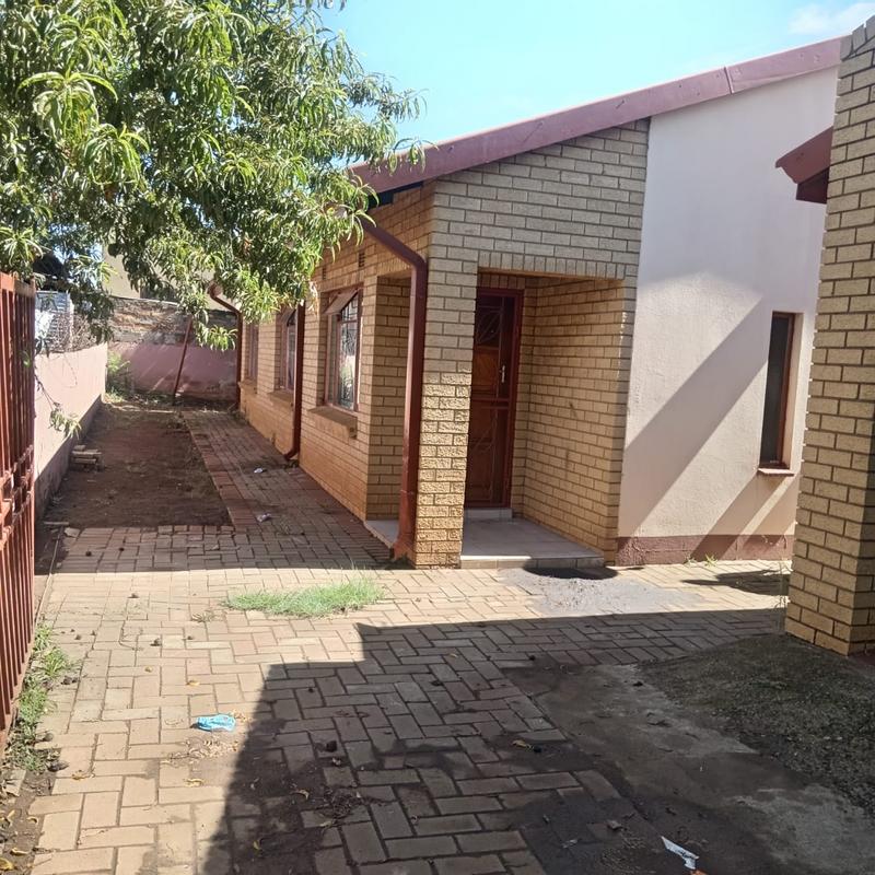 2 Bedroom Property for Sale in Katlehong South Gauteng