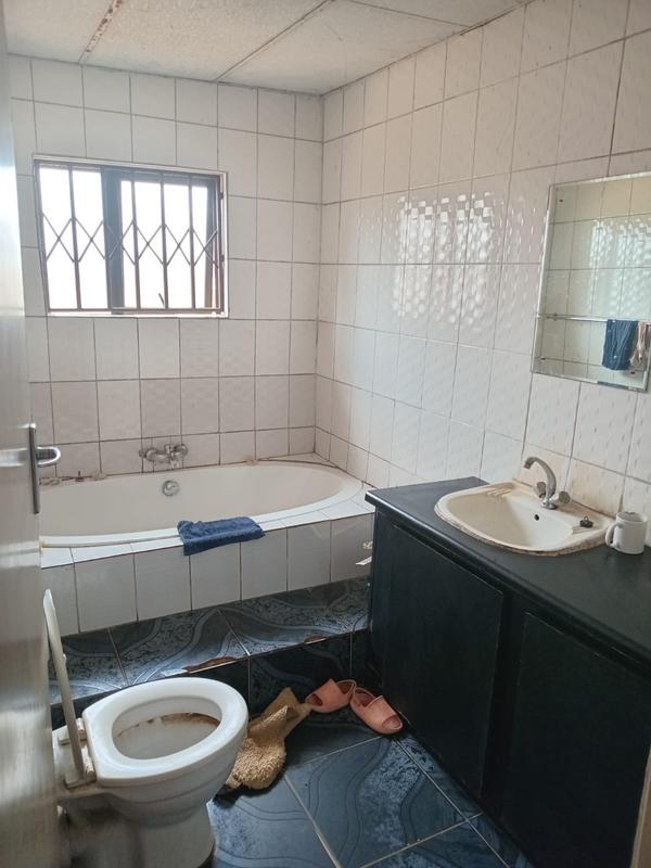 2 Bedroom Property for Sale in Orange Farm Gauteng