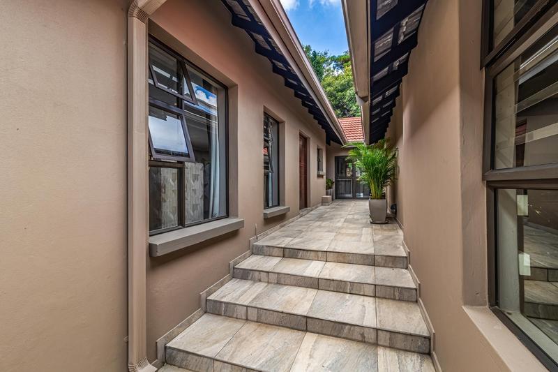 4 Bedroom Property for Sale in Bedfordview Gauteng