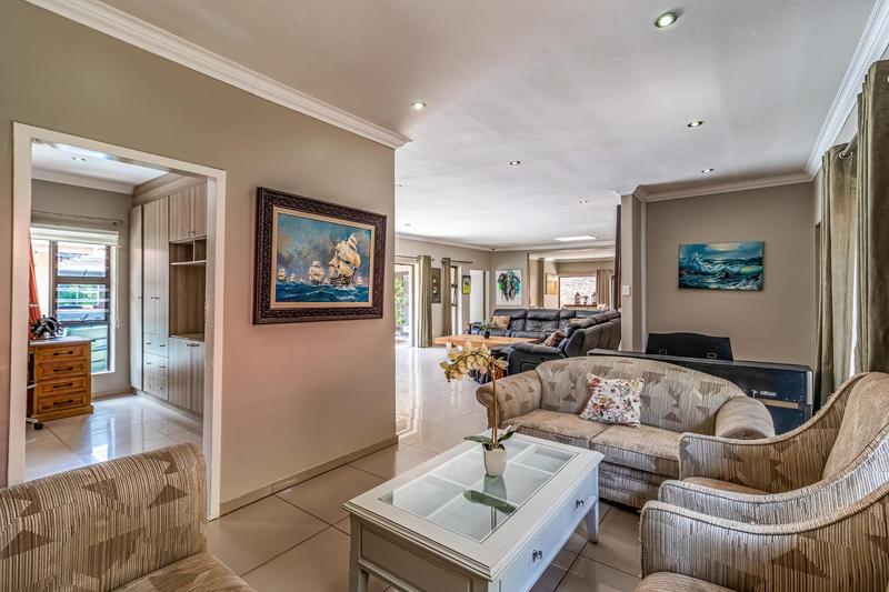 4 Bedroom Property for Sale in Bedfordview Gauteng