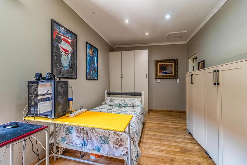 4 Bedroom Property for Sale in Bedfordview Gauteng