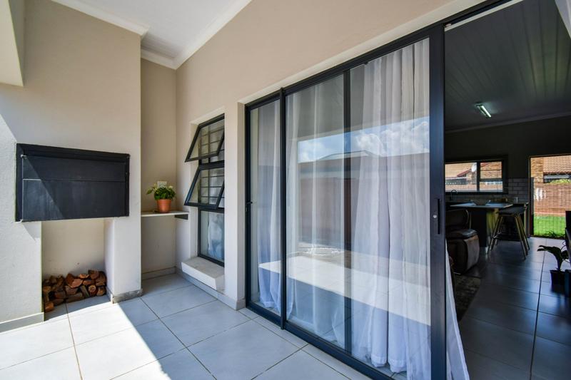 3 Bedroom Property for Sale in Annlin Gauteng