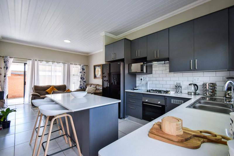 3 Bedroom Property for Sale in Annlin Gauteng