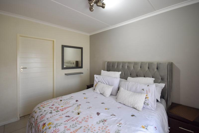 2 Bedroom Property for Sale in Golden Fields Estate Gauteng