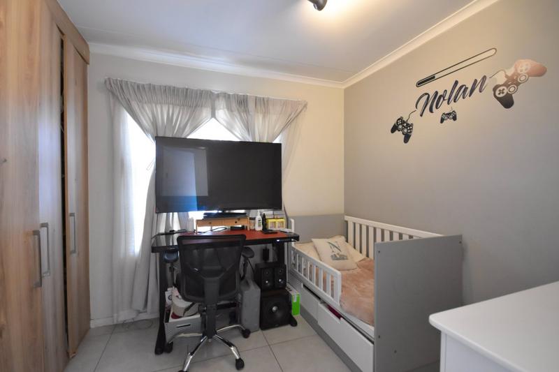 2 Bedroom Property for Sale in Golden Fields Estate Gauteng