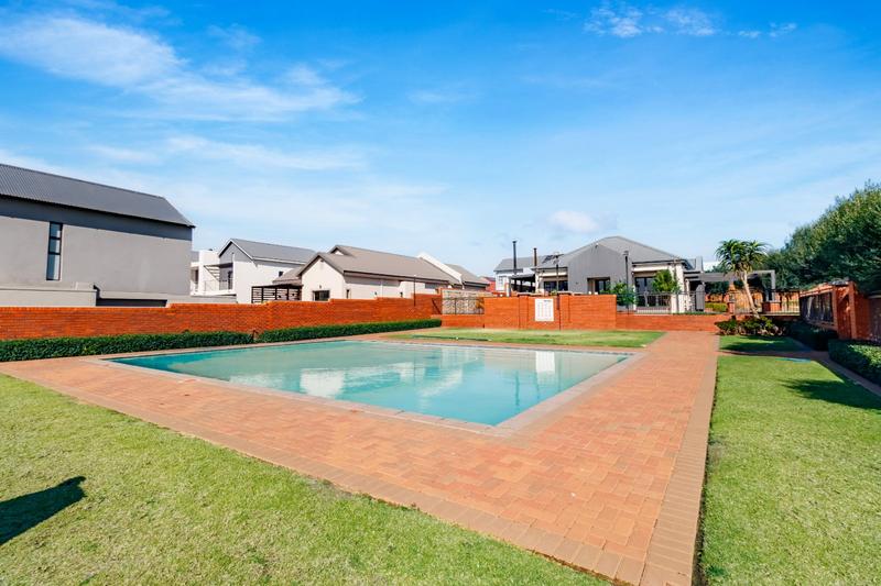 2 Bedroom Property for Sale in Golden Fields Estate Gauteng