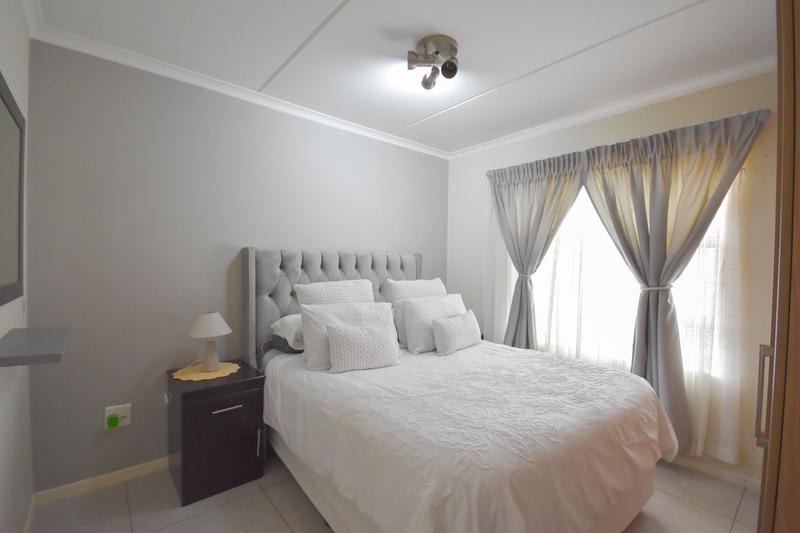 2 Bedroom Property for Sale in Golden Fields Estate Gauteng