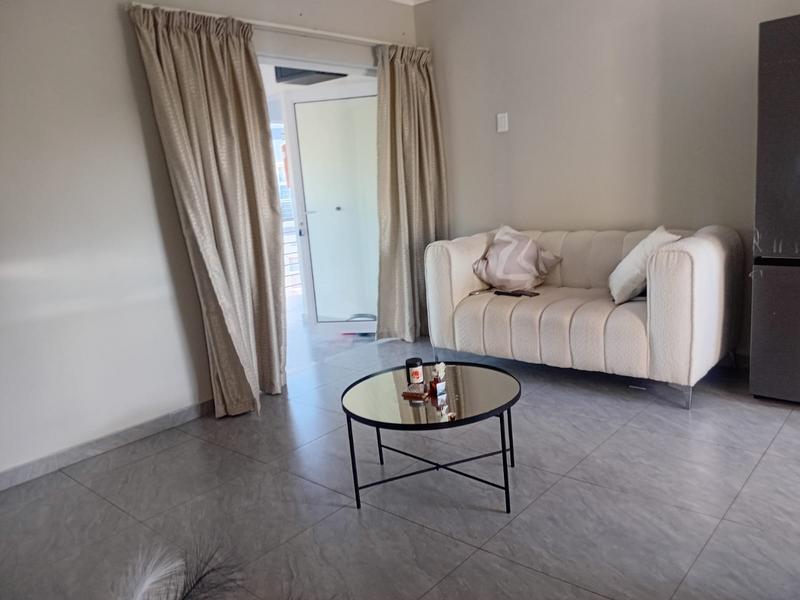 To Let 1 Bedroom Property for Rent in Glen Austin Gauteng