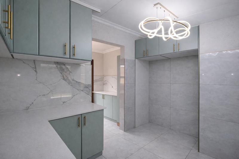 To Let 2 Bedroom Property for Rent in Waterkloof Ridge Gauteng