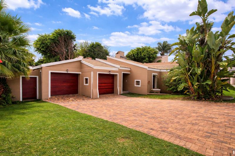 To Let 2 Bedroom Property for Rent in Waterkloof Ridge Gauteng